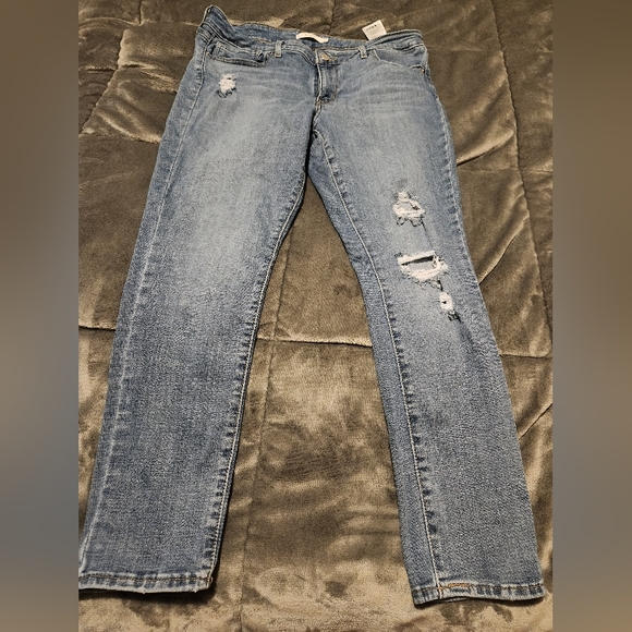 Levi Jeans - Picture 1 of 4